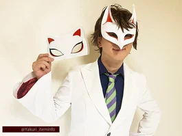 くられ先生の狐面チケットケース