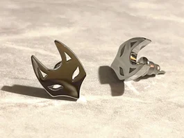 くられ先生ピアス(ステンレス製)